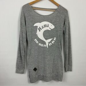 Simply Southern Mama Shark Open Back Top‎ Size Small